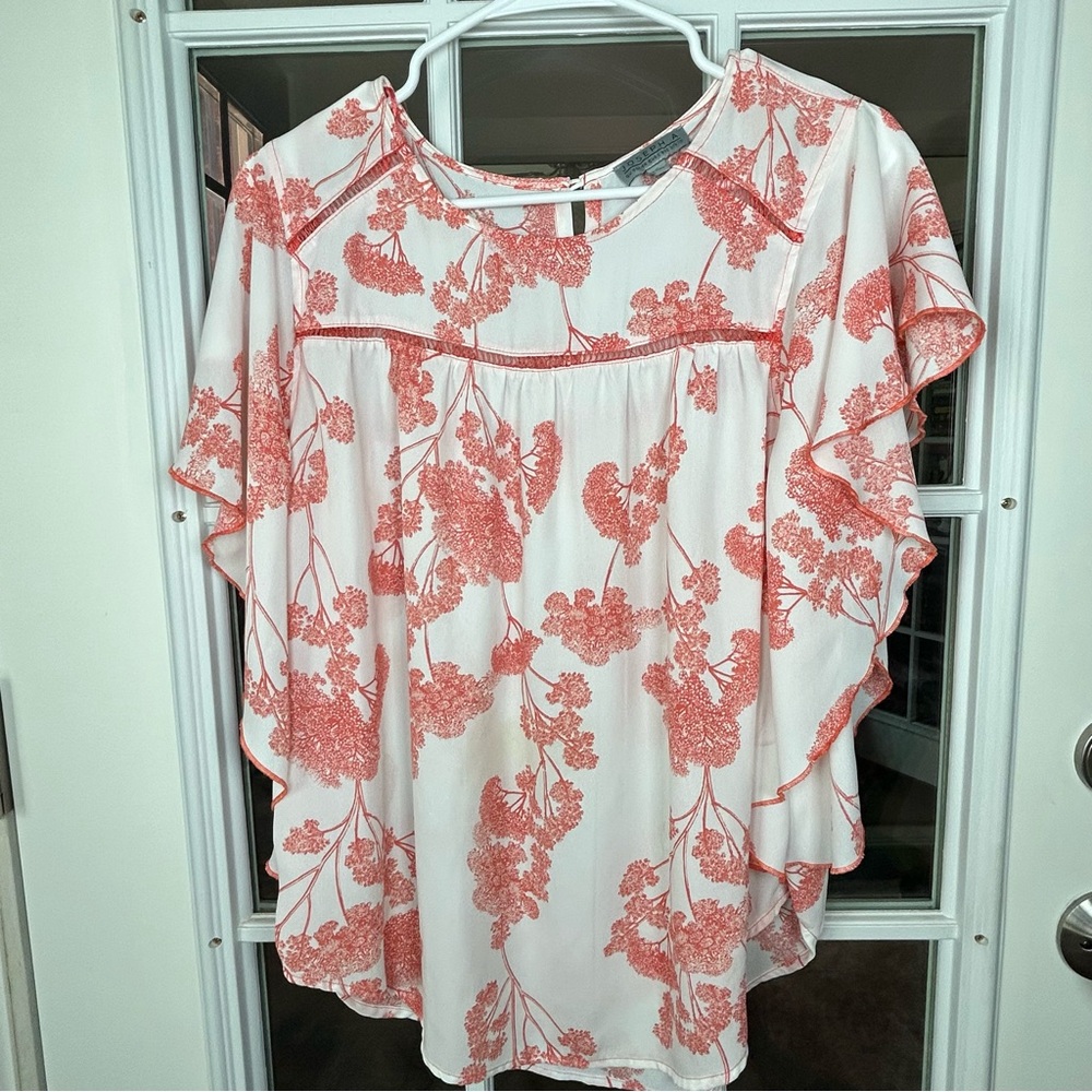 Joseph A Coral and White Floral Blouse
